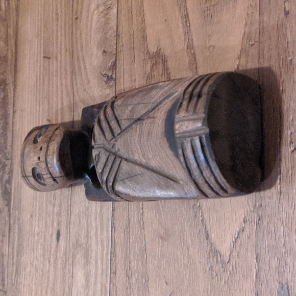 Beautiful  Tribal Hand Carved Ebony/Wooden Statue - Picture 6 of 13